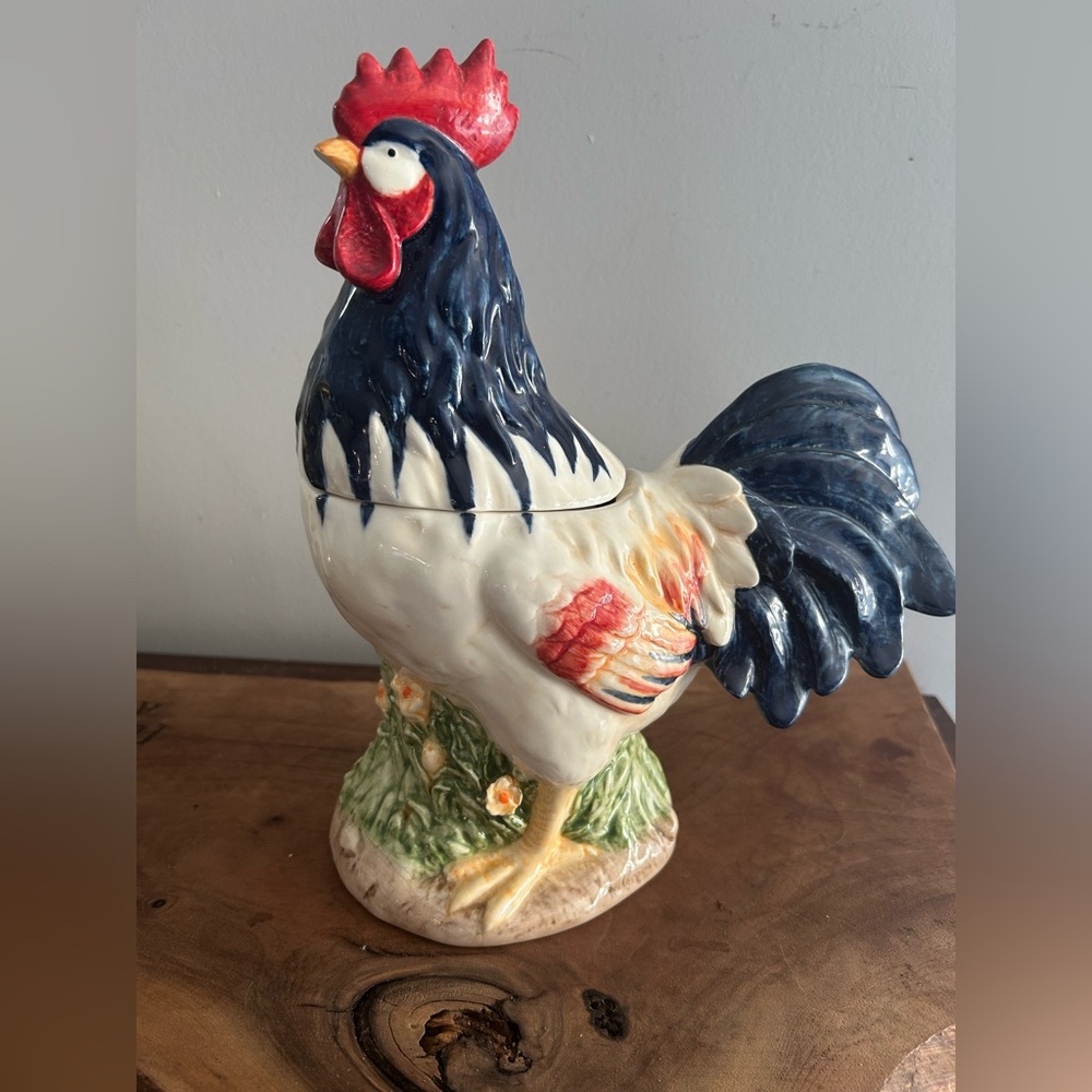 Ceramic Rooster Painted Cookie Treat Jar Farmhouse